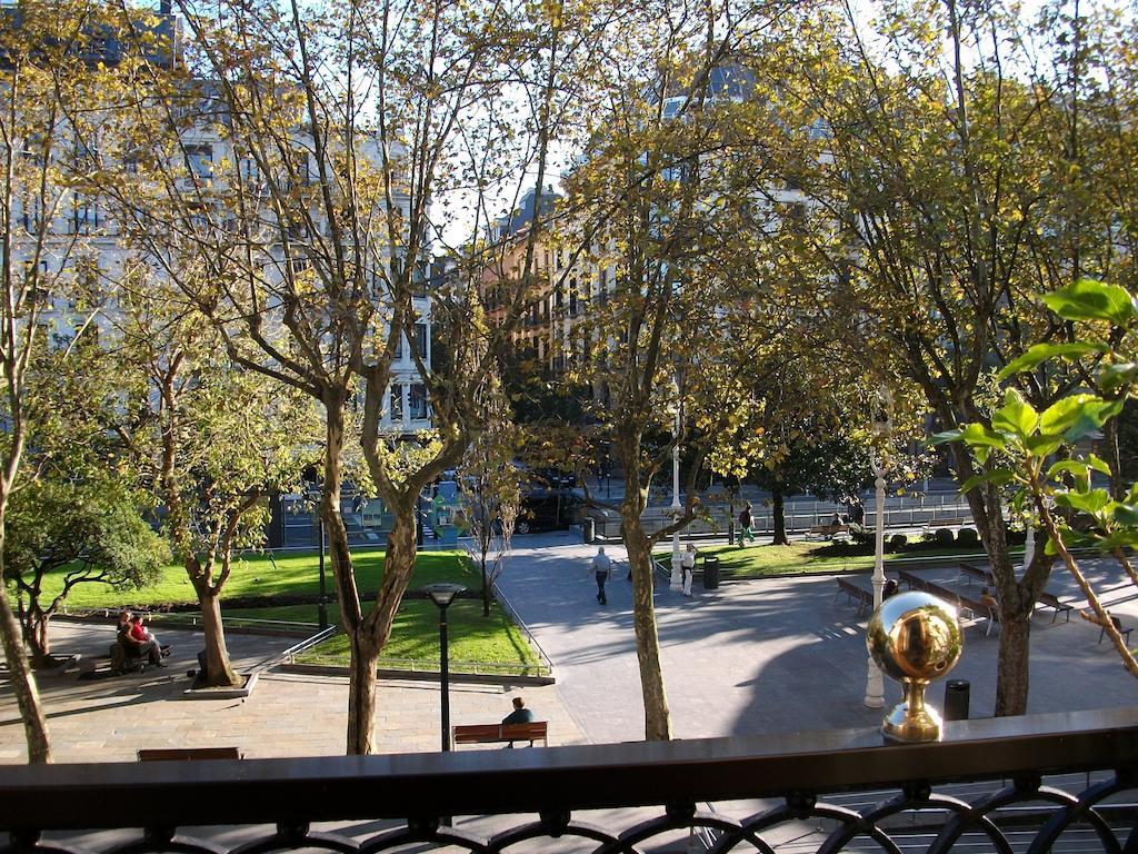 Pension Lorea Сан-Себастьян Екстер'єр фото
